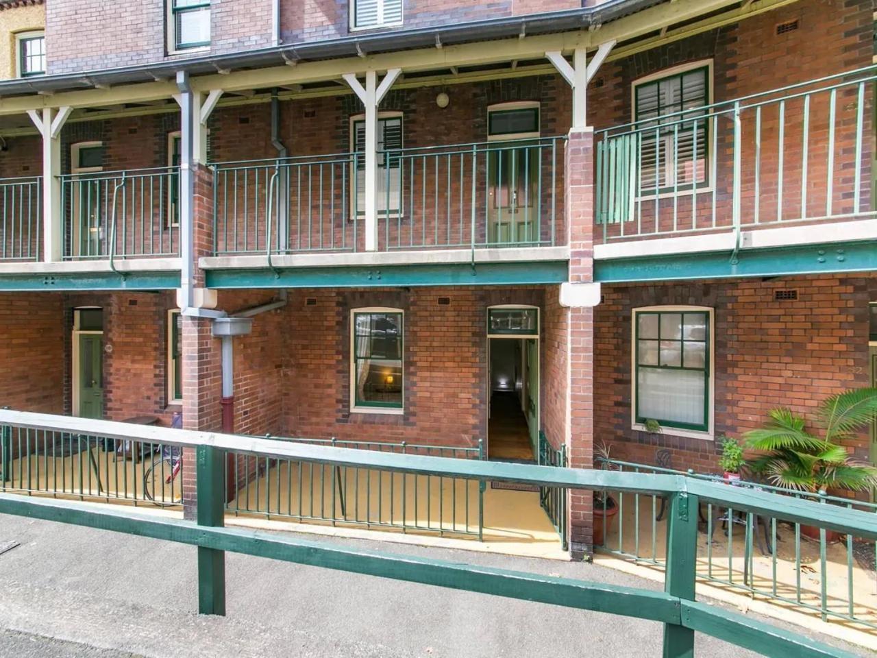 Discover The Rocks - Historical Terrace House Sydney Esterno foto